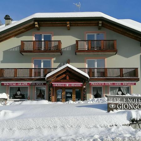 Giongo Residence - Appartamenti 拉瓦罗内 外观 照片