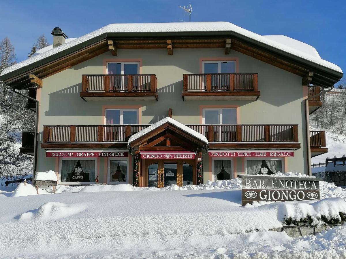 Giongo Residence - Appartamenti 拉瓦罗内 外观 照片