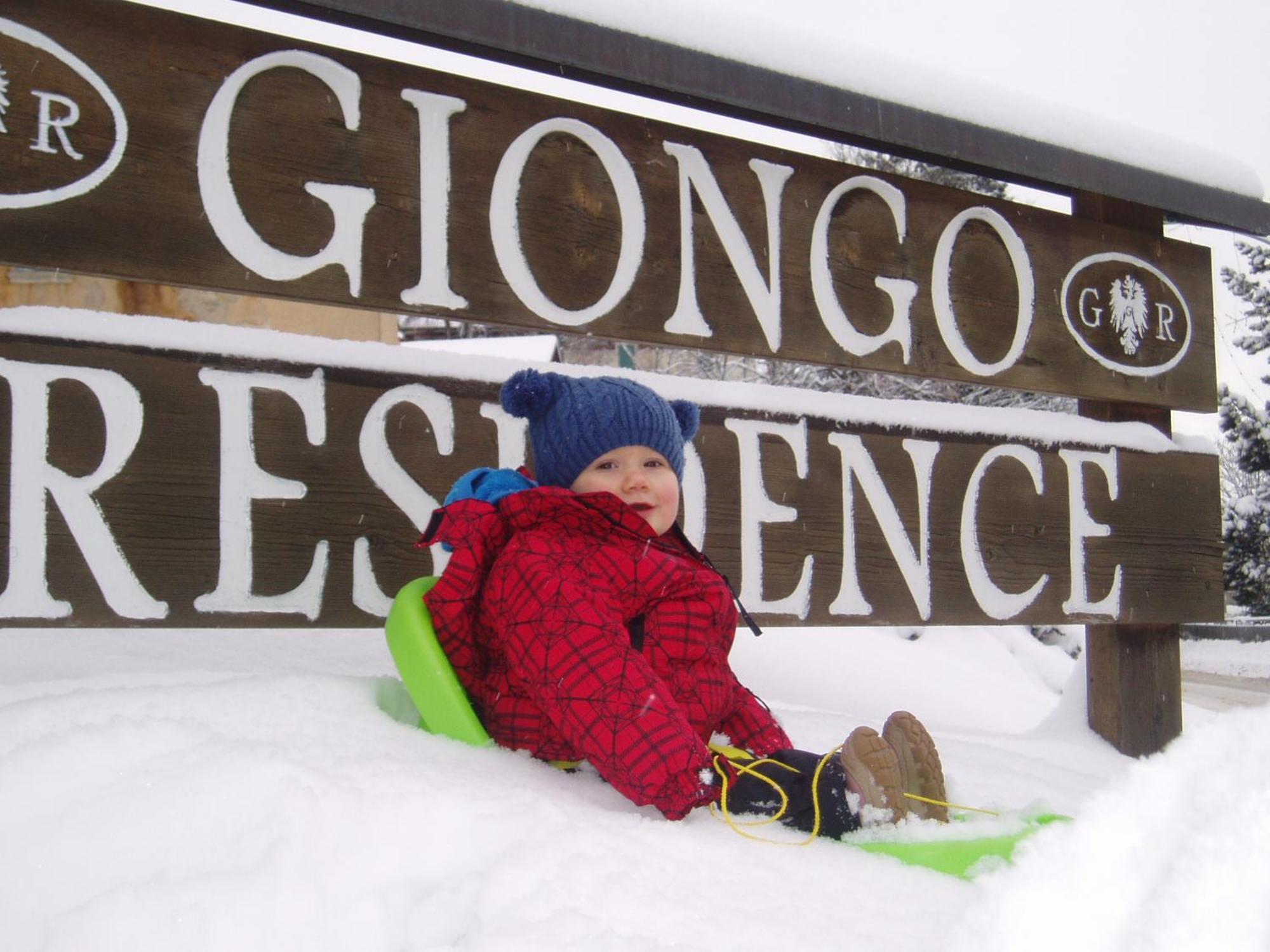 Giongo Residence - Appartamenti 拉瓦罗内 外观 照片