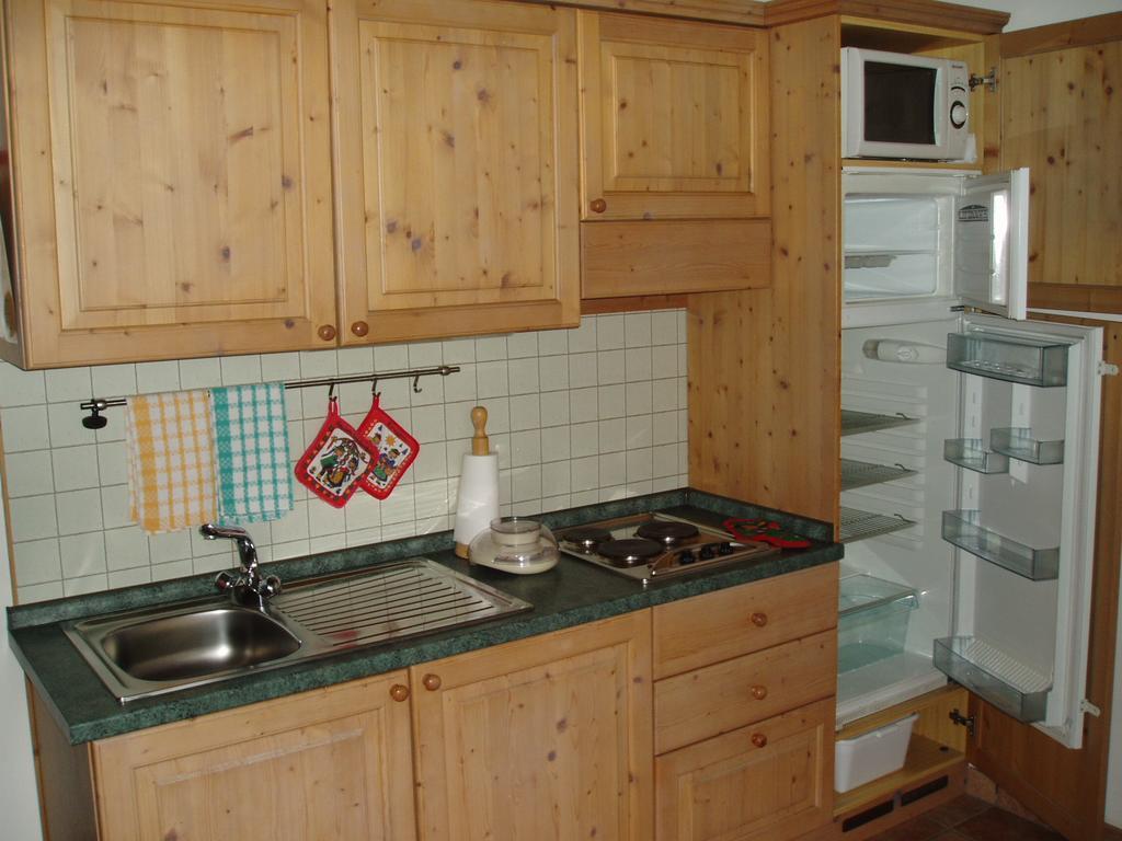 Giongo Residence - Appartamenti 拉瓦罗内 外观 照片